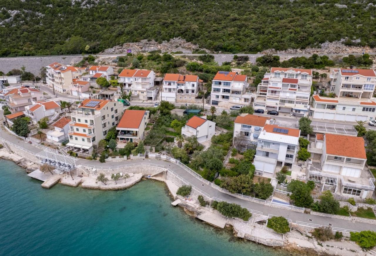 Villa Emina Sa Privatnom Plazom I Parkingom Neum Exterior photo