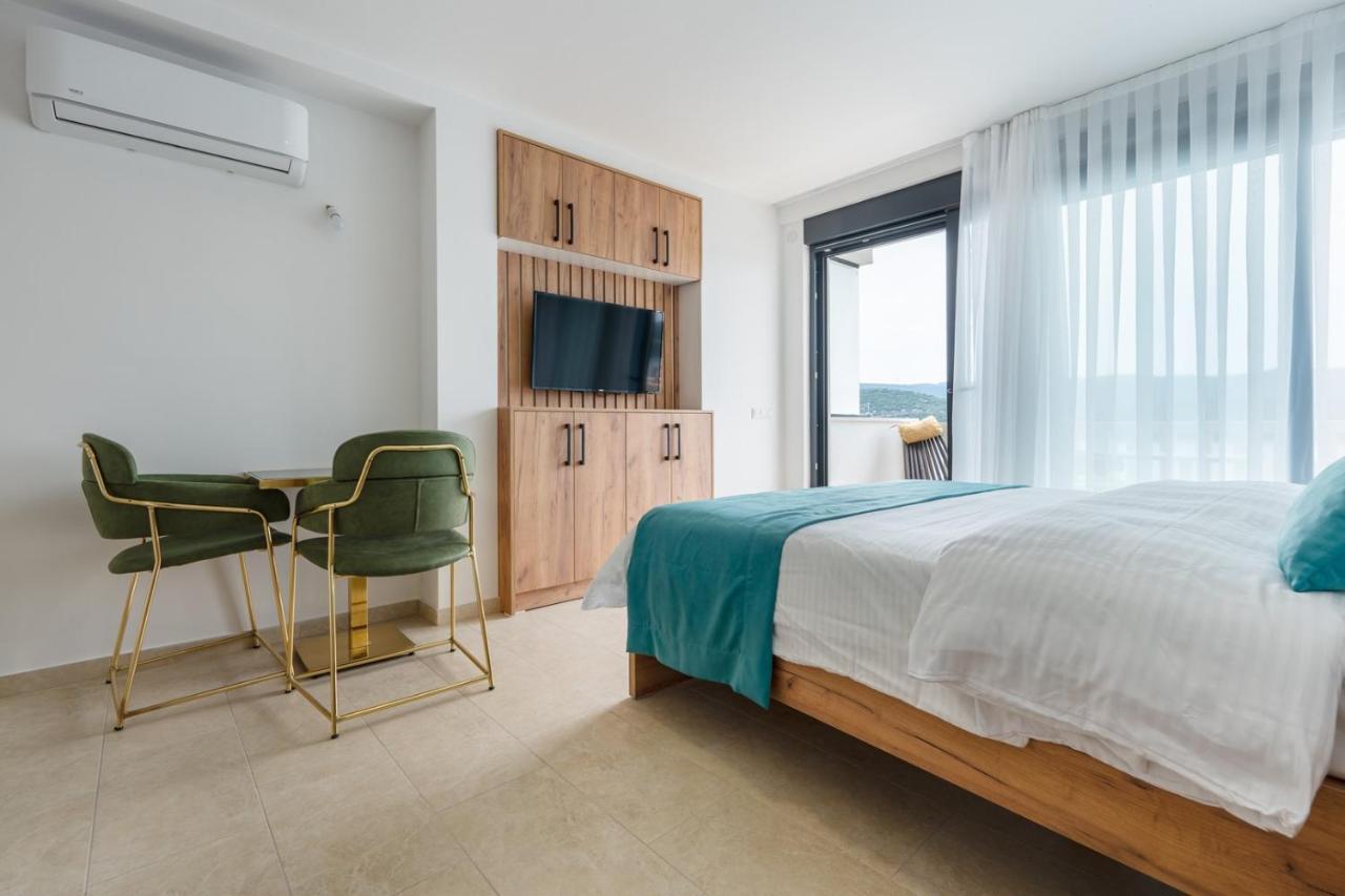Villa Emina Sa Privatnom Plazom I Parkingom Neum Exterior photo