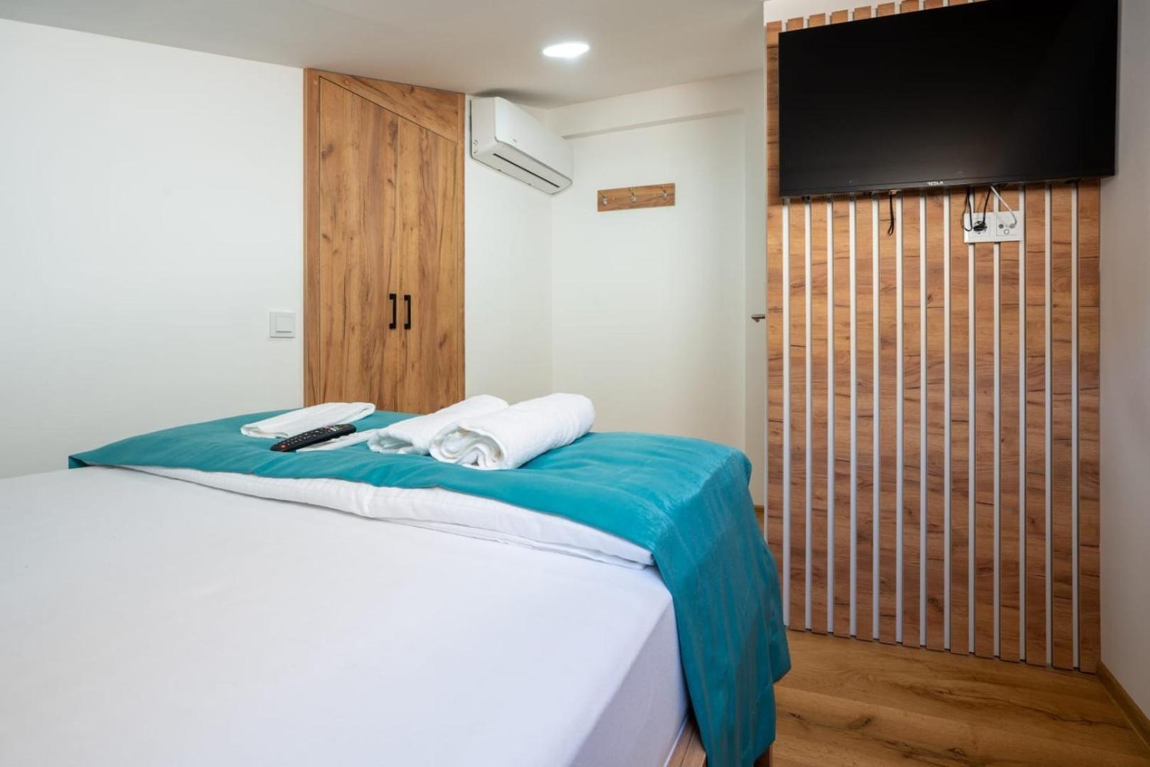 Villa Emina Sa Privatnom Plazom I Parkingom Neum Exterior photo