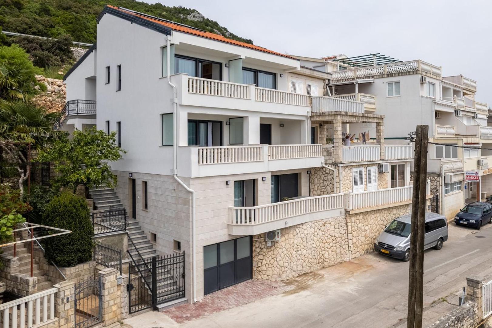Villa Emina Sa Privatnom Plazom I Parkingom Neum Exterior photo